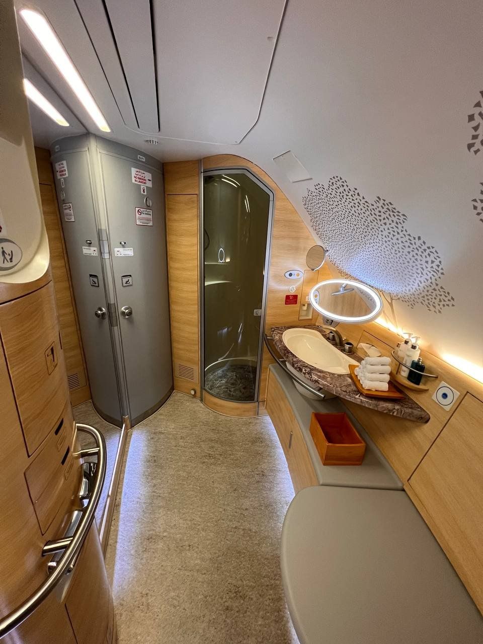 Emirates First Class Badezimmer